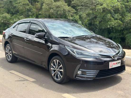 TOYOTA-COROLLA-2018