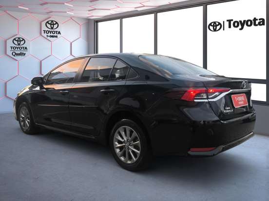 TOYOTA-COROLLA-2025