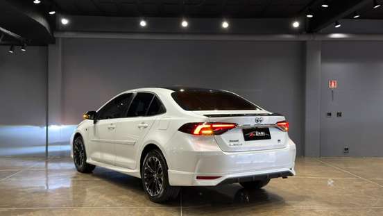 TOYOTA-COROLLA-2021