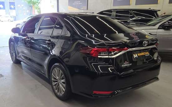 TOYOTA-COROLLA-2024