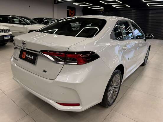 TOYOTA-COROLLA-2025