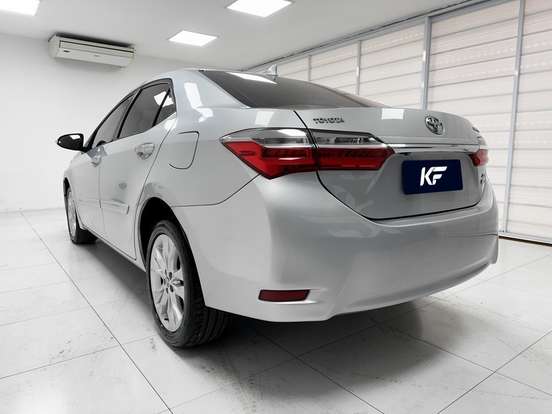 TOYOTA-COROLLA-2017