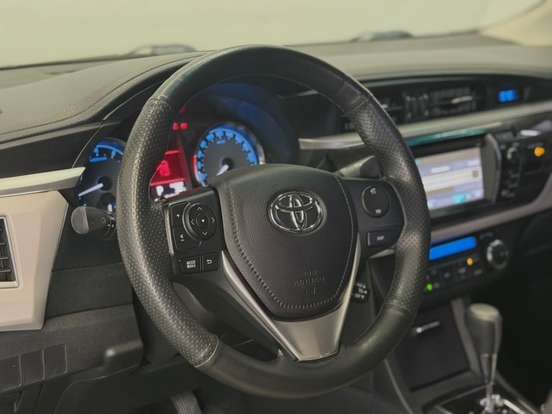 TOYOTA-COROLLA-2014