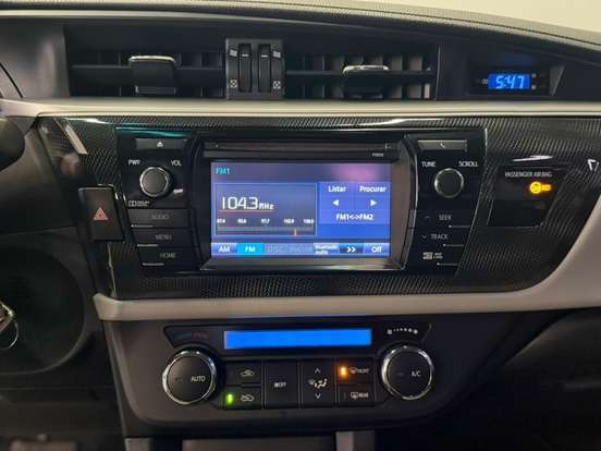 TOYOTA-COROLLA-2014