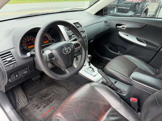 TOYOTA-COROLLA-2.0 XRS 16V FLEX 4P AUTOMÁTICO TOYOTA-COROLLA-2012
