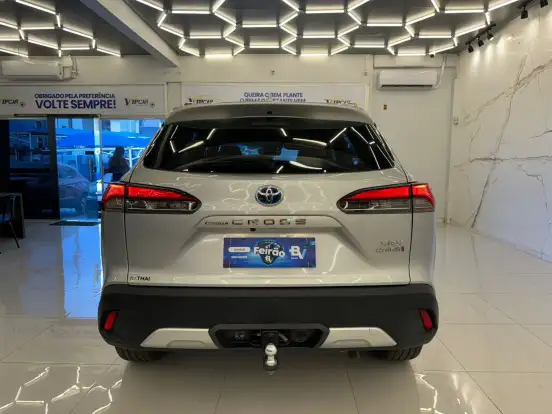 TOYOTA-COROLLA CROSS-2021