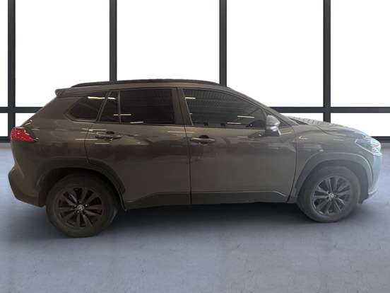 TOYOTA-COROLLA CROSS-2022