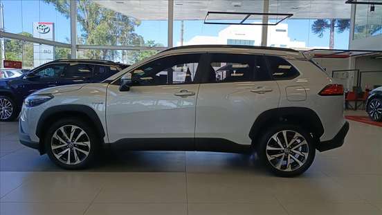 TOYOTA-COROLLA CROSS-2023