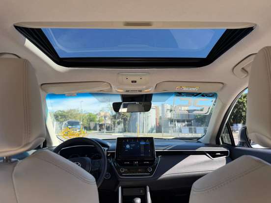TOYOTA-COROLLA CROSS-2024