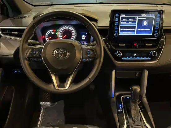 TOYOTA-COROLLA CROSS-2021