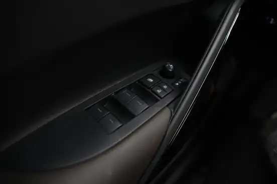 TOYOTA-COROLLA CROSS-2026