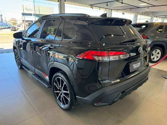 TOYOTA-COROLLA CROSS-2024