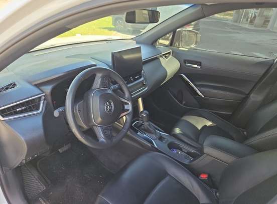TOYOTA-COROLLA CROSS-2025