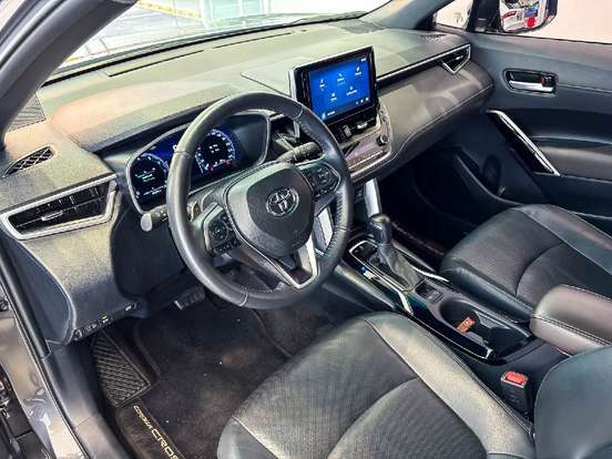 TOYOTA-COROLLA CROSS-2024