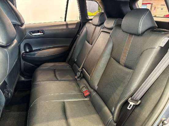 TOYOTA-COROLLA CROSS-2024