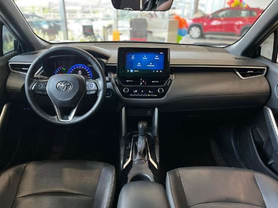 TOYOTA-COROLLA CROSS-2023