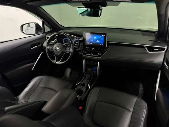 TOYOTA-COROLLA CROSS-2024