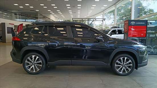 TOYOTA-COROLLA CROSS-2024