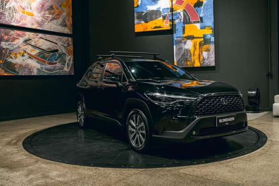 TOYOTA-COROLLA CROSS-2023