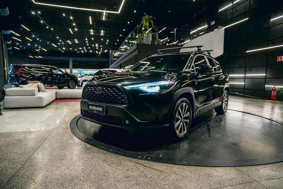 TOYOTA-COROLLA CROSS-2023