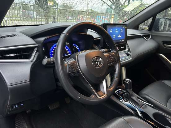 TOYOTA-COROLLA CROSS-2023
