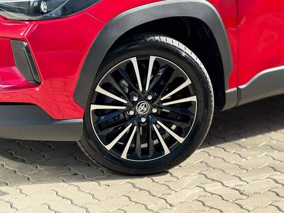 TOYOTA-COROLLA CROSS-2024
