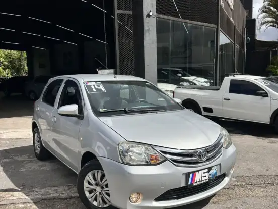 TOYOTA-ETIOS-1.3 X 16V FLEX 4P MANUAL TOYOTA-ETIOS-2014