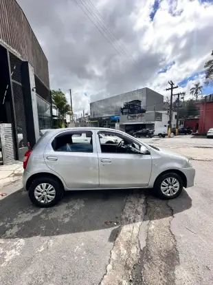 TOYOTA-ETIOS-2014