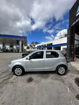 TOYOTA-ETIOS-2014