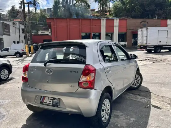 TOYOTA-ETIOS-1.3 X 16V FLEX 4P MANUAL TOYOTA-ETIOS-2014