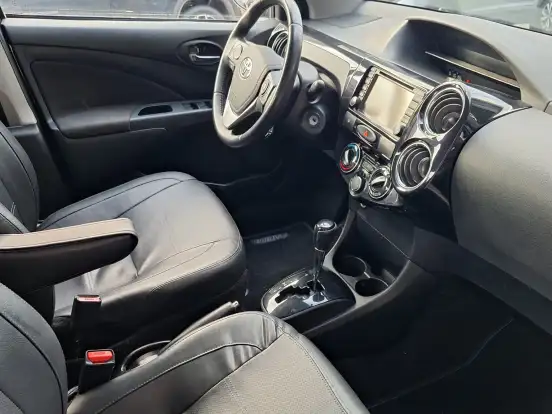 TOYOTA-ETIOS-1.5 PLATINUM SEDAN 16V FLEX 4P AUTOMÁTICO TOYOTA-ETIOS-2018