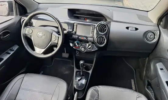 TOYOTA-ETIOS-2018