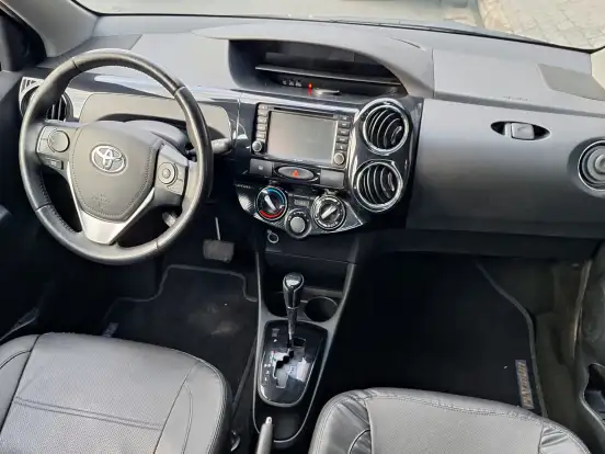 TOYOTA-ETIOS-1.5 PLATINUM SEDAN 16V FLEX 4P AUTOMÁTICO TOYOTA-ETIOS-2018
