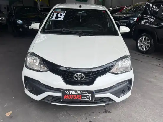 TOYOTA-ETIOS-1.5 X SEDAN 16V FLEX 4P AUTOMÁTICO TOYOTA-ETIOS-2018