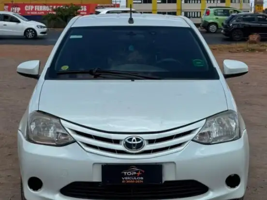 TOYOTA-ETIOS-1.5 XLS 16V FLEX 4P MANUAL TOYOTA-ETIOS-2016
