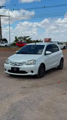 TOYOTA-ETIOS-2016
