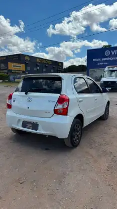 TOYOTA-ETIOS-2016