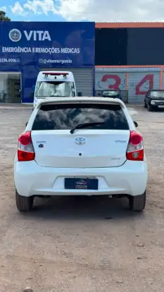 TOYOTA-ETIOS-2016