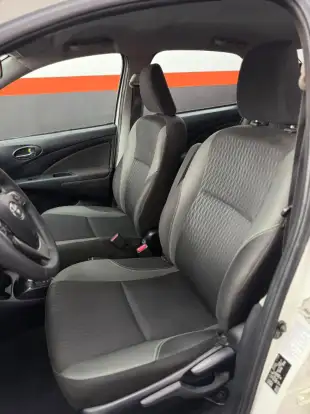 TOYOTA-ETIOS-2016