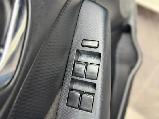 TOYOTA-ETIOS-1.5 XLS SEDAN 16V FLEX 4P AUTOMÁTICO TOYOTA-ETIOS-2016