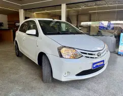 TOYOTA ETIOS 1.5 XS 16V FLEX 4P AUTOMÁTICO TOYOTA ETIOS 1.5 XS 16V FLEX 4P AUTOMÁTICO