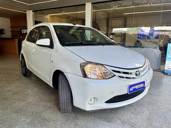 TOYOTA-ETIOS-1.5 XS 16V FLEX 4P AUTOMÁTICO TOYOTA-ETIOS-2016