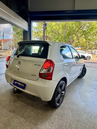 TOYOTA-ETIOS-1.5 XS 16V FLEX 4P AUTOMÁTICO TOYOTA-ETIOS-2016