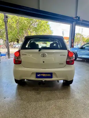 TOYOTA-ETIOS-1.5 XS 16V FLEX 4P AUTOMÁTICO TOYOTA-ETIOS-2016