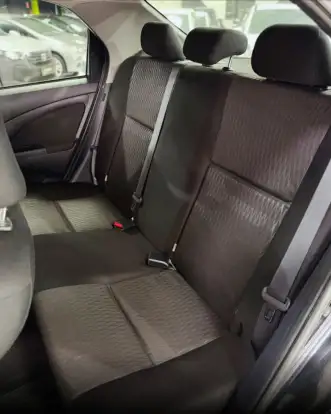 TOYOTA-ETIOS-2017