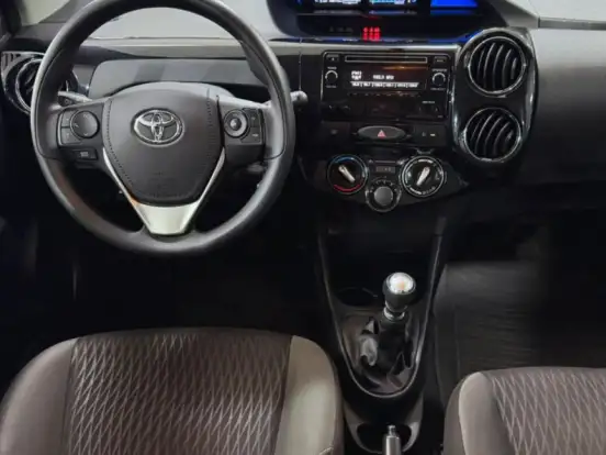 TOYOTA-ETIOS-1.5 XS SEDAN 16V FLEX 4P MANUAL TOYOTA-ETIOS-2017