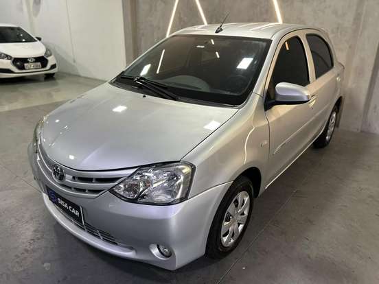 TOYOTA-ETIOS-1.3 X 16V FLEX 4P MANUAL TOYOTA-ETIOS-2016