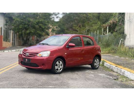 TOYOTA-ETIOS-1.3 X 16V FLEX 4P MANUAL TOYOTA-ETIOS-2014