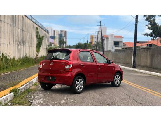 TOYOTA-ETIOS-2014