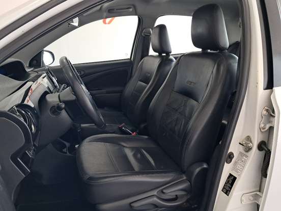 TOYOTA-ETIOS-1.5 PLATINUM SEDAN 16V FLEX 4P AUTOMÁTICO TOYOTA-ETIOS-2018